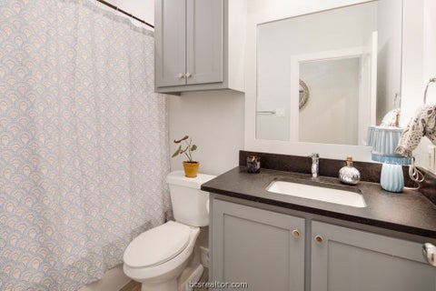 Tiny photo for 3200 Glencairn Court, Bryan, TX 77808 (MLS # 26012365)