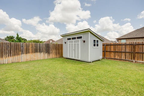 Tiny photo for 3200 Glencairn Court, Bryan, TX 77808 (MLS # 26012365)