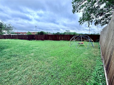 Tiny photo for 810 Brown Street, Brenham, TX 77833 (MLS # 26005038)