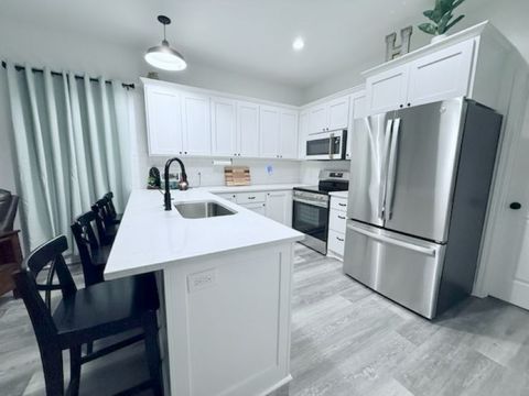 Tiny photo for 810 Brown Street, Brenham, TX 77833 (MLS # 26005038)