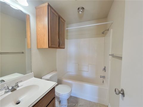 Tiny photo for 4140 McFarland Drive, College Station, TX 77845 (MLS # 26002310)