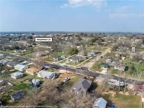 Tiny photo for 500 N Banks Street, Caldwell, TX 77836 (MLS # 26002192)