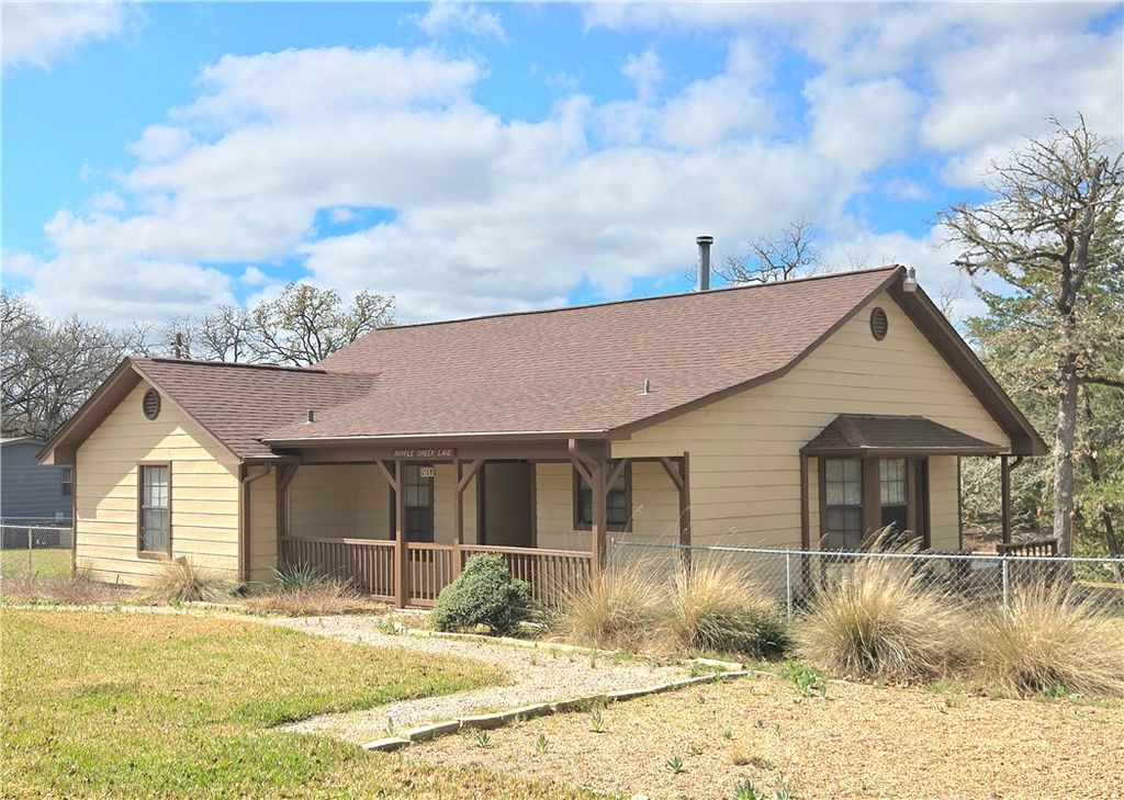 Photo of 219 Ripple Creek Lane Ln, Somerville, TX 77879 (MLS # 26002387)