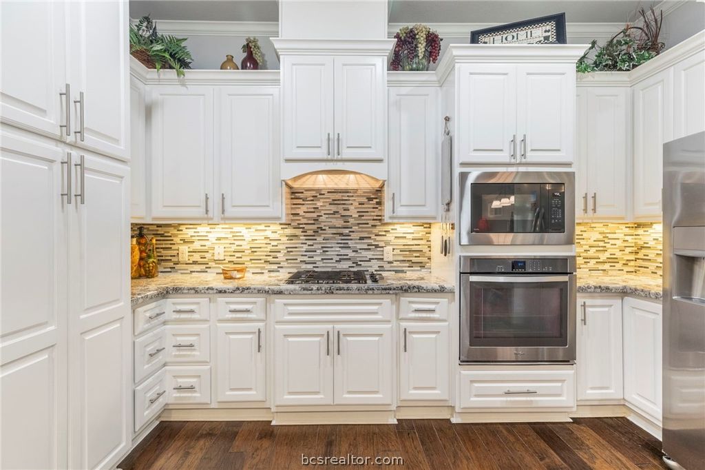 Photo of 318 Cecilia Loop, College Station, TX 77845 (MLS # 26006172)