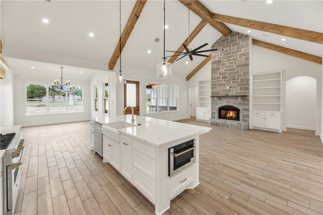 Bryan, Texas 77808, United States, 5 Bedrooms Bedrooms, ,5 BathroomsBathrooms,Residential,Active,192623