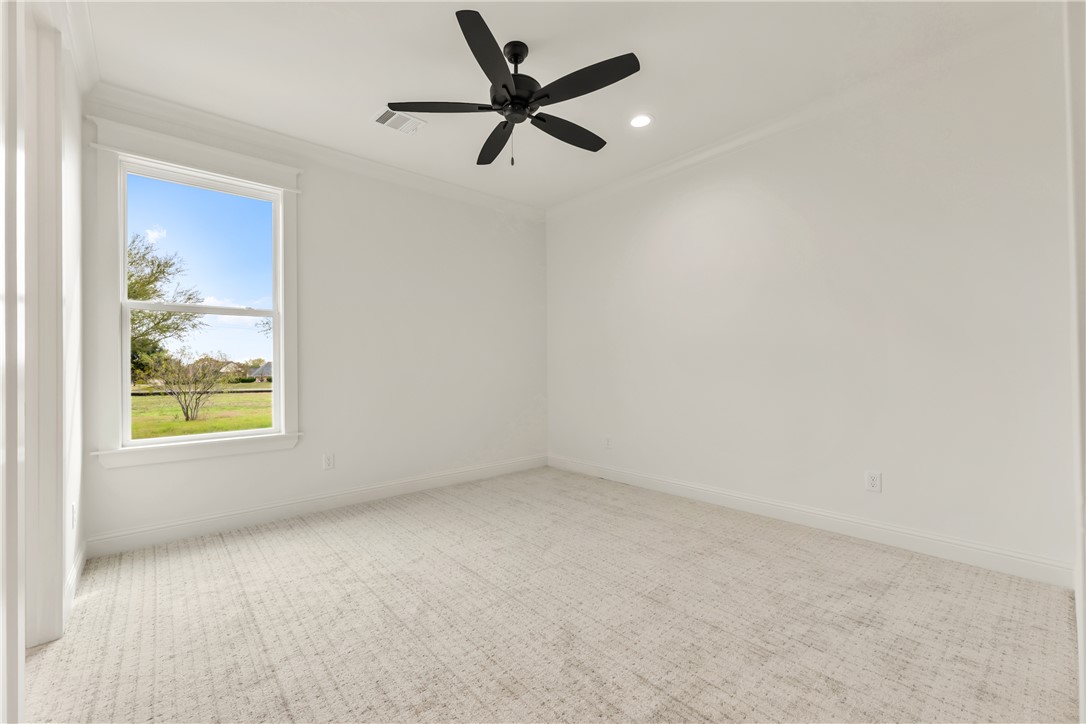 Bryan, Texas 77808, United States, 5 Bedrooms Bedrooms, ,5 BathroomsBathrooms,Residential,Active,192623