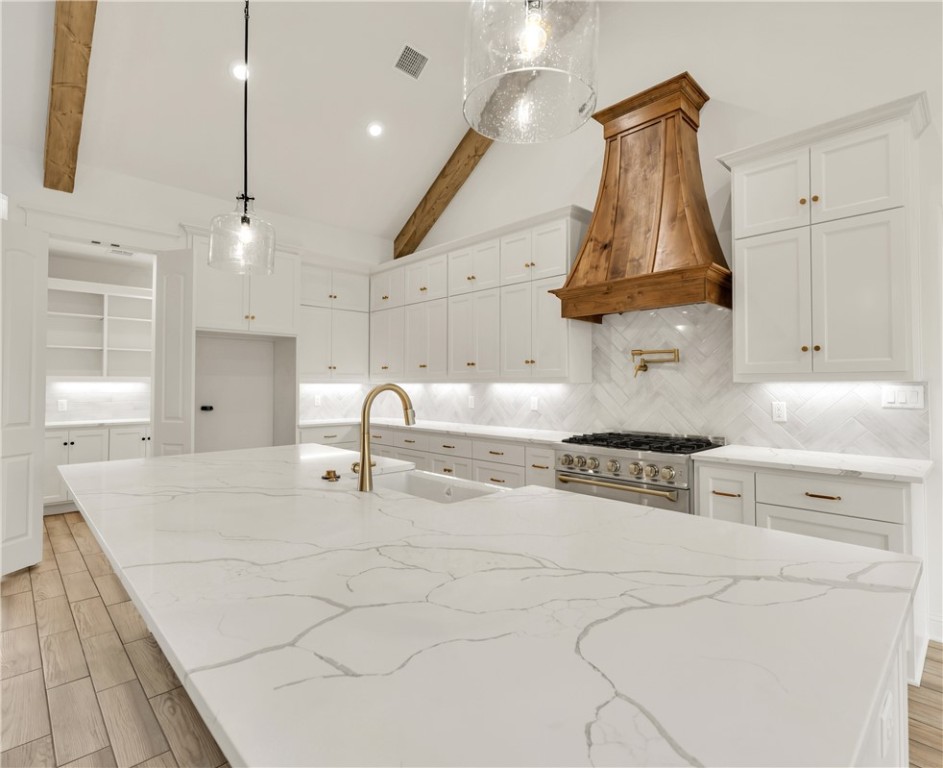 Bryan, Texas 77808, United States, 5 Bedrooms Bedrooms, ,5 BathroomsBathrooms,Residential,Active,192623