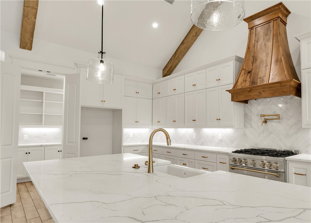 Bryan, Texas 77808, United States, 5 Bedrooms Bedrooms, ,5 BathroomsBathrooms,Residential,Active,192623