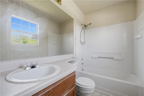 Tiny photo for 1403 Pecan Street, Hearne, TX 77859 (MLS # 26004366)