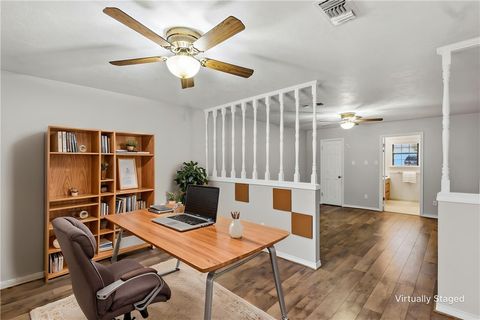 Tiny photo for 904 Bob White Street, Bryan, TX 77802 (MLS # 26003745)