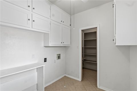 Tiny photo for 904 Bob White Street, Bryan, TX 77802 (MLS # 26003745)