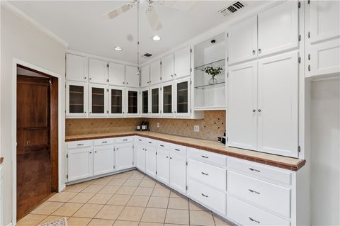 Tiny photo for 904 Bob White Street, Bryan, TX 77802 (MLS # 26003745)