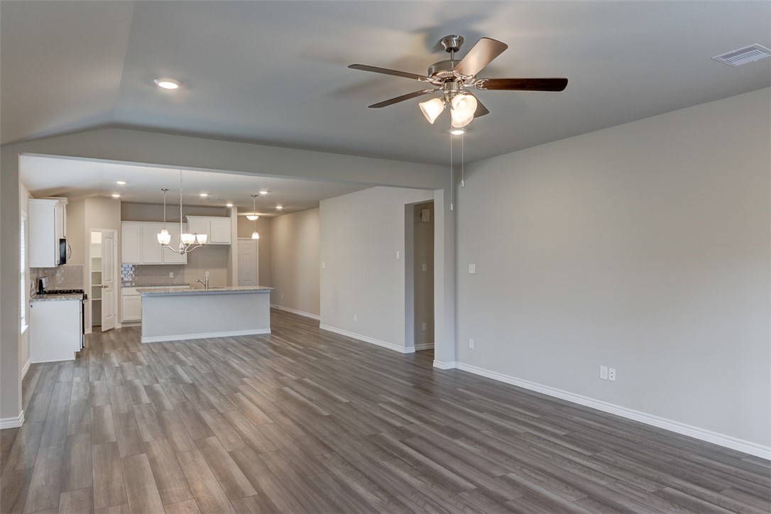 College Station, Texas 77845, United States, 4 Bedrooms Bedrooms, ,2 BathroomsBathrooms,Residential,Active,98953