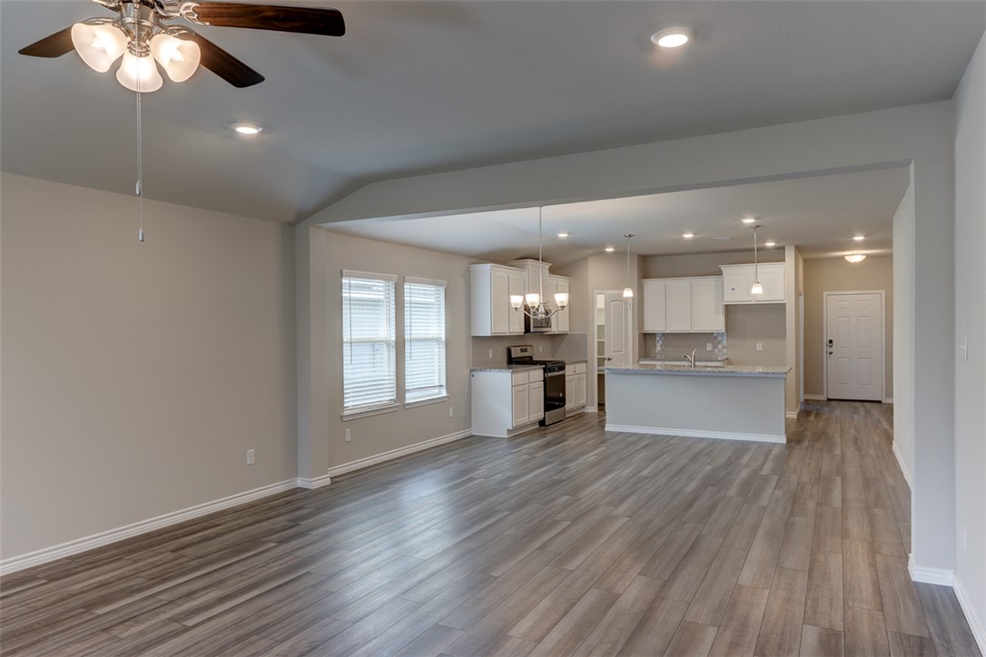 College Station, Texas 77845, United States, 4 Bedrooms Bedrooms, ,2 BathroomsBathrooms,Residential,Active,98953