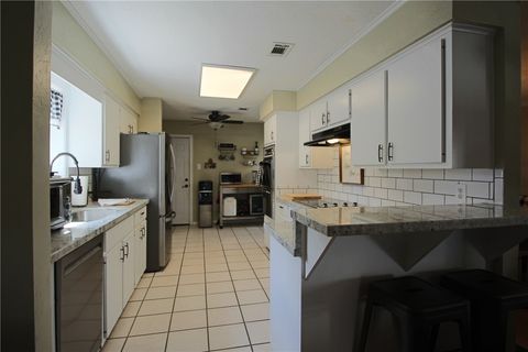 Tiny photo for 2811 Pierre Place, College Station, TX 77845 (MLS # 25010495)