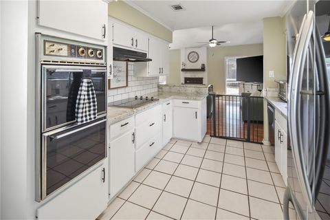 Tiny photo for 2811 Pierre Place, College Station, TX 77845 (MLS # 25010495)