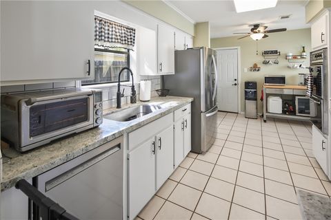 Tiny photo for 2811 Pierre Place, College Station, TX 77845 (MLS # 25010495)