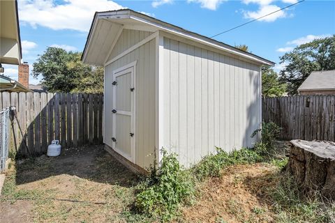 Tiny photo for 2811 Pierre Place, College Station, TX 77845 (MLS # 25010495)