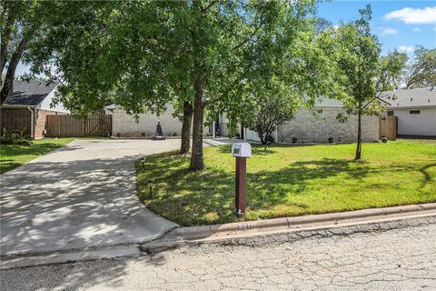 Tiny photo for 2811 Pierre Place, College Station, TX 77845 (MLS # 25010495)