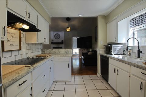 Tiny photo for 2811 Pierre Place, College Station, TX 77845 (MLS # 25010495)