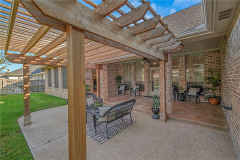 Tiny photo for 5112 Sycamore Hills Drive, College Station, TX 77845 (MLS # 25010011)
