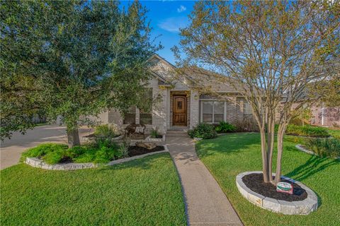 Photo of 5112 Sycamore Hills Drive, College Station, TX 77845 (MLS # 25010011)