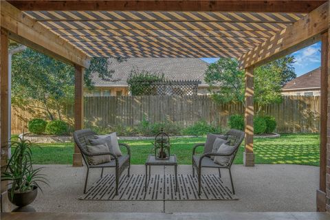 Tiny photo for 5112 Sycamore Hills Drive, College Station, TX 77845 (MLS # 25010011)