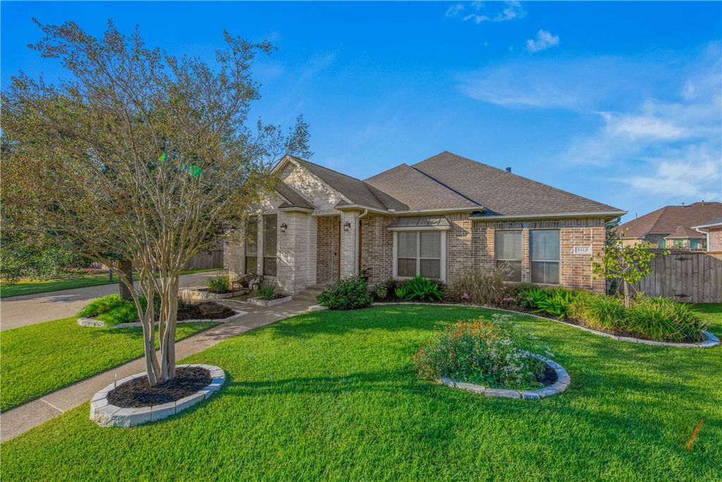 Photo of 5112 Sycamore Hills Drive, College Station, TX 77845 (MLS # 25010011)
