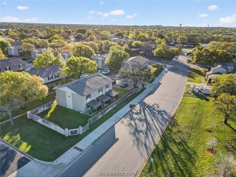 Tiny photo for 1400 Summit Street #B, College Station, TX 77845 (MLS # 26003170)