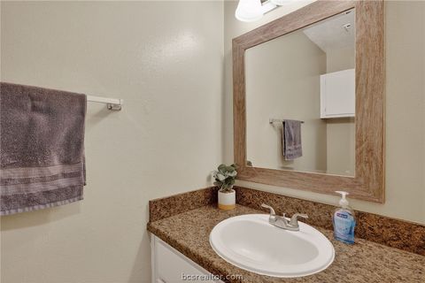 Tiny photo for 1400 Summit Street #B, College Station, TX 77845 (MLS # 26003170)