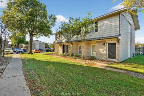 Tiny photo for 1400 Summit Street #B, College Station, TX 77845 (MLS # 26003170)