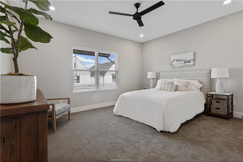 College Station, Texas 77840, United States, 4 Bedrooms Bedrooms, ,5 BathroomsBathrooms,Residential,Active,117989