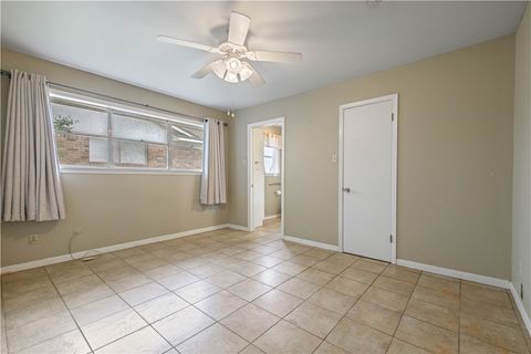 Tiny photo for 505 Olive Street, Bryan, TX 77801 (MLS # 26005075)