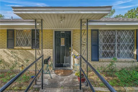 Tiny photo for 505 Olive Street, Bryan, TX 77801 (MLS # 26005075)