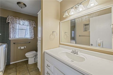 Tiny photo for 505 Olive Street, Bryan, TX 77801 (MLS # 26005075)