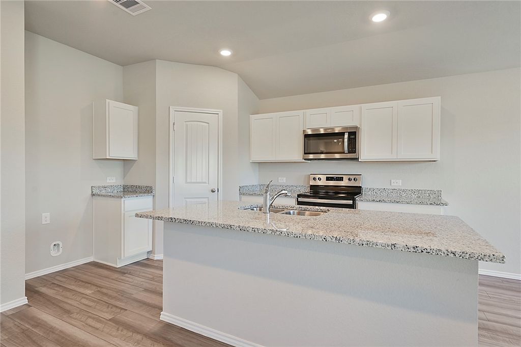 Photo of 2527 River Way Drive, Navasota, TX 77868 (MLS # 25011443)