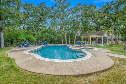Tiny photo for 5821 Stallion Ridge Rdg, College Station, TX 77845 (MLS # 25010560)