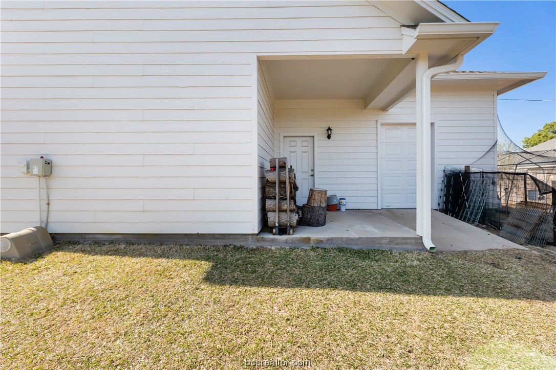 College Station, Texas 77845, United States, 4 Bedrooms Bedrooms, ,3 BathroomsBathrooms,Residential,Pending,63603