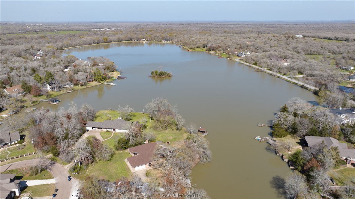 College Station, Texas 77845, United States, 4 Bedrooms Bedrooms, ,3 BathroomsBathrooms,Residential,Pending,63603