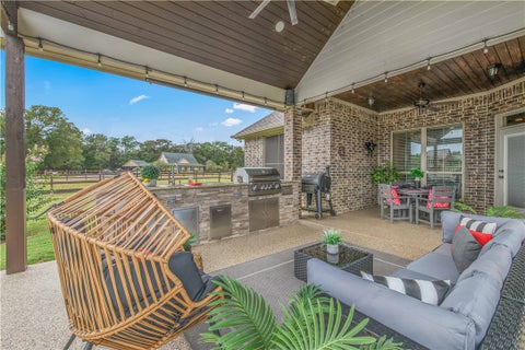 Tiny photo for 9600 Shadow Creek Trl, Bryan, TX 77808 (MLS # 26011090)