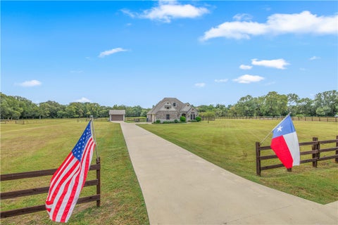 Tiny photo for 9600 Shadow Creek Trl, Bryan, TX 77808 (MLS # 26011090)