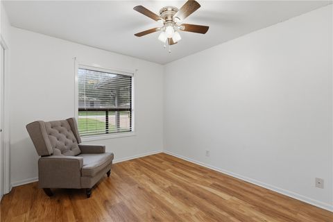 Tiny photo for 4101 Willow Oak Street, Bryan, TX 77802 (MLS # 26006044)