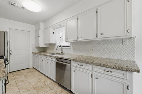 Tiny photo for 4101 Willow Oak Street, Bryan, TX 77802 (MLS # 26006044)