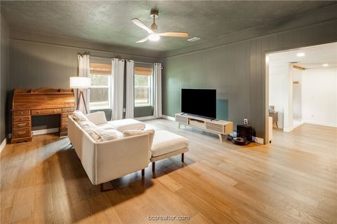 Tiny photo for 1013 Lyceum Court, College Station, TX 77840 (MLS # 26001496)