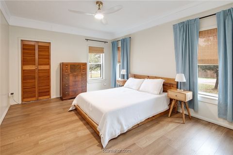 Tiny photo for 1013 Lyceum Court, College Station, TX 77840 (MLS # 26001496)