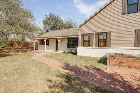 Tiny photo for 1013 Lyceum Court, College Station, TX 77840 (MLS # 26001496)