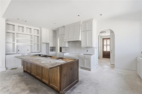 Tiny photo for 4705 Foxglove Court, College Station, TX 77845 (MLS # 26002207)