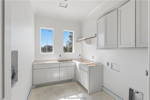 Tiny photo for 4705 Foxglove Court, College Station, TX 77845 (MLS # 26002207)