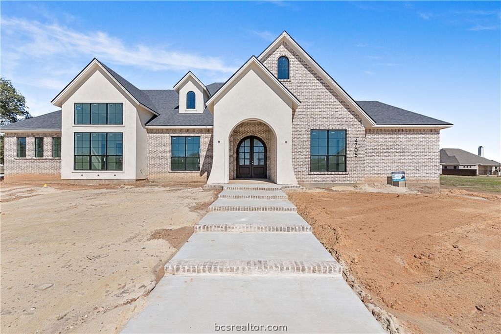 Photo of 4705 Foxglove Court, College Station, TX 77845 (MLS # 26002207)