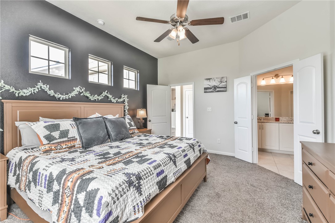 Bryan, Texas 77807, United States, 3 Bedrooms Bedrooms, ,2 BathroomsBathrooms,Residential,Pending,123532